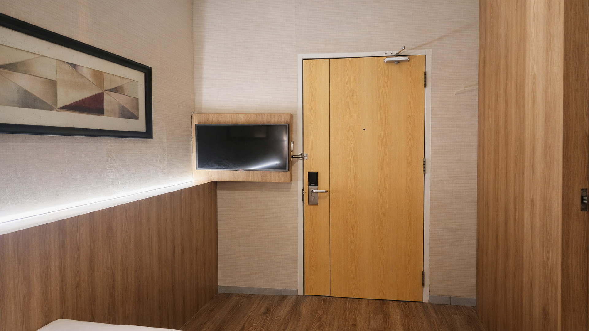 Room Single VIP The Luxe Ahmad Yani